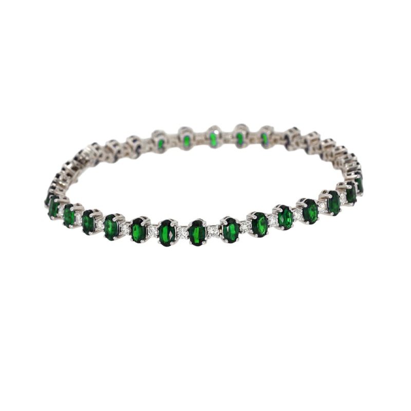 14Kt White Gold Diamond 1Ctw & Emerald 7Ctw Bracelet