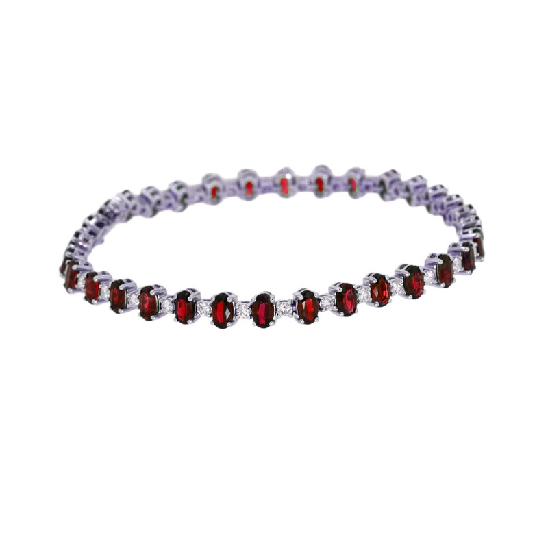 14Kt White Gold Diamond 1Ctw & Ruby 9Ctw Bracelet