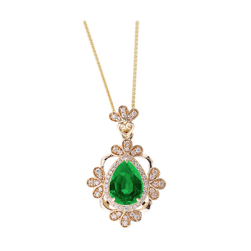 14Kt Yellow Gold Diamond 1/4CTW & Emerald 1 5/8CTW Pendant