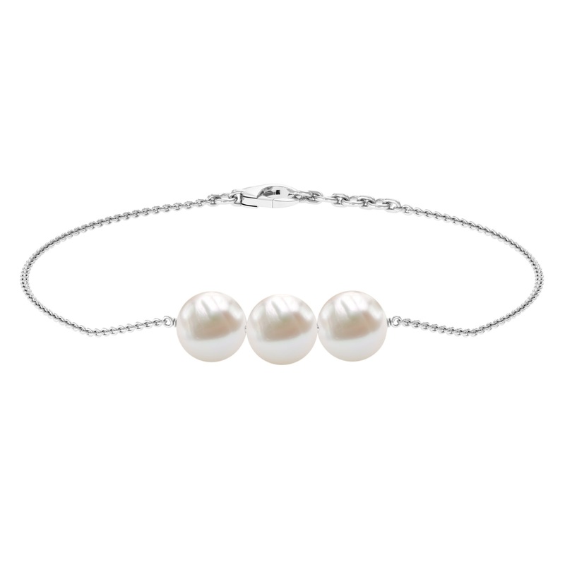 8 MM Freshwater Pearl Three Stone Chain Bracelet in Gold
