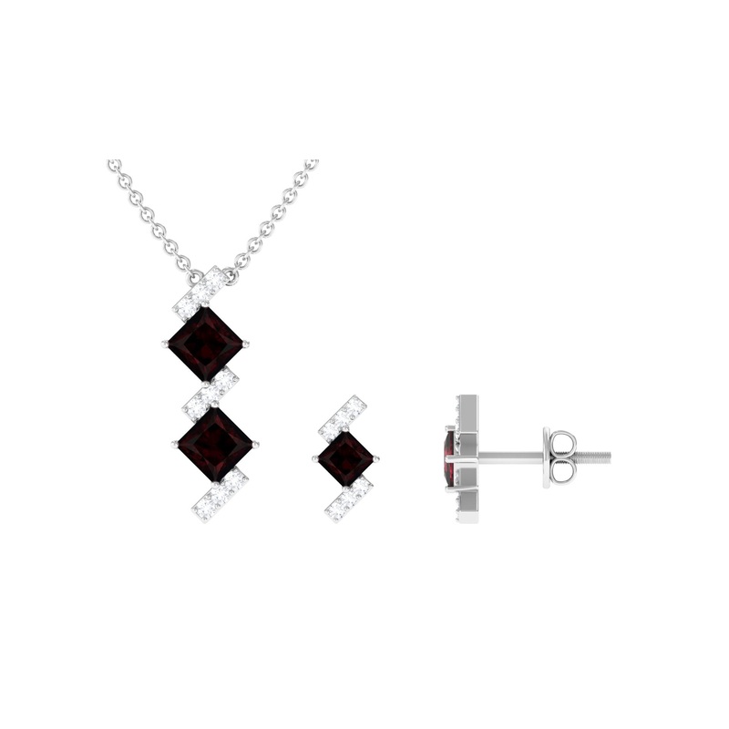 Real Garnet Pendant and Earrings Set with Diamond