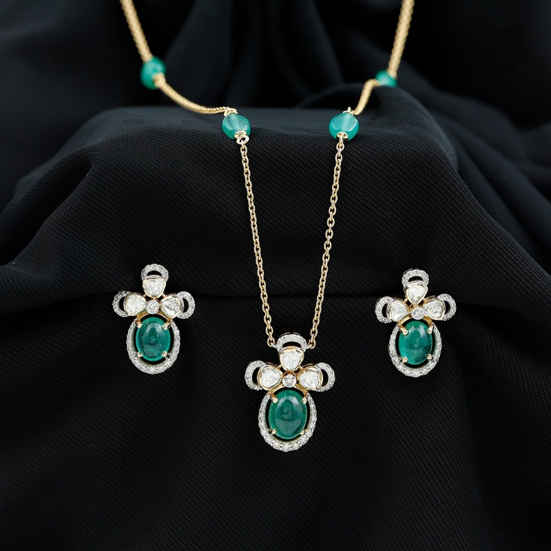 Oval Emerald Cabs and Polki Diamond Floral Jewelry Set in 18k Gold