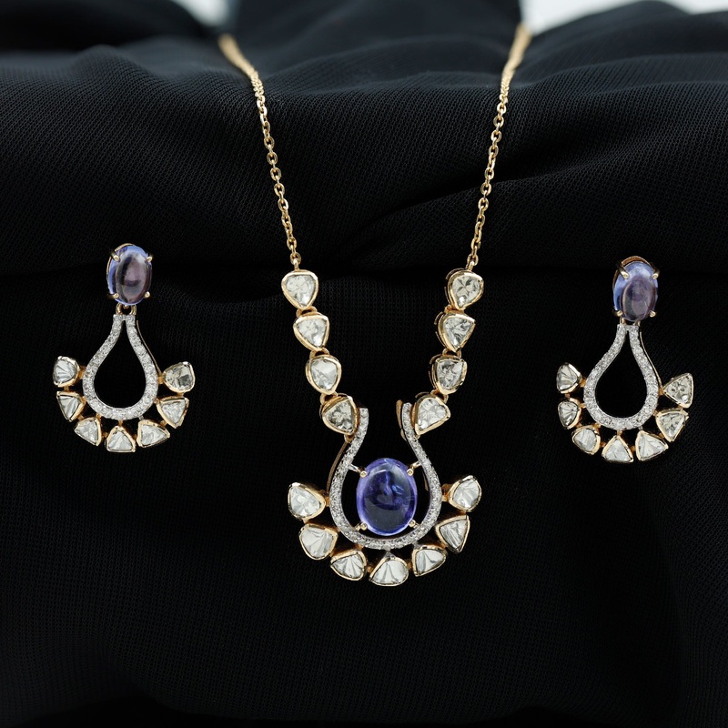 Oval Tanzanite and Polki Drop Jewelry Set with Diamond
